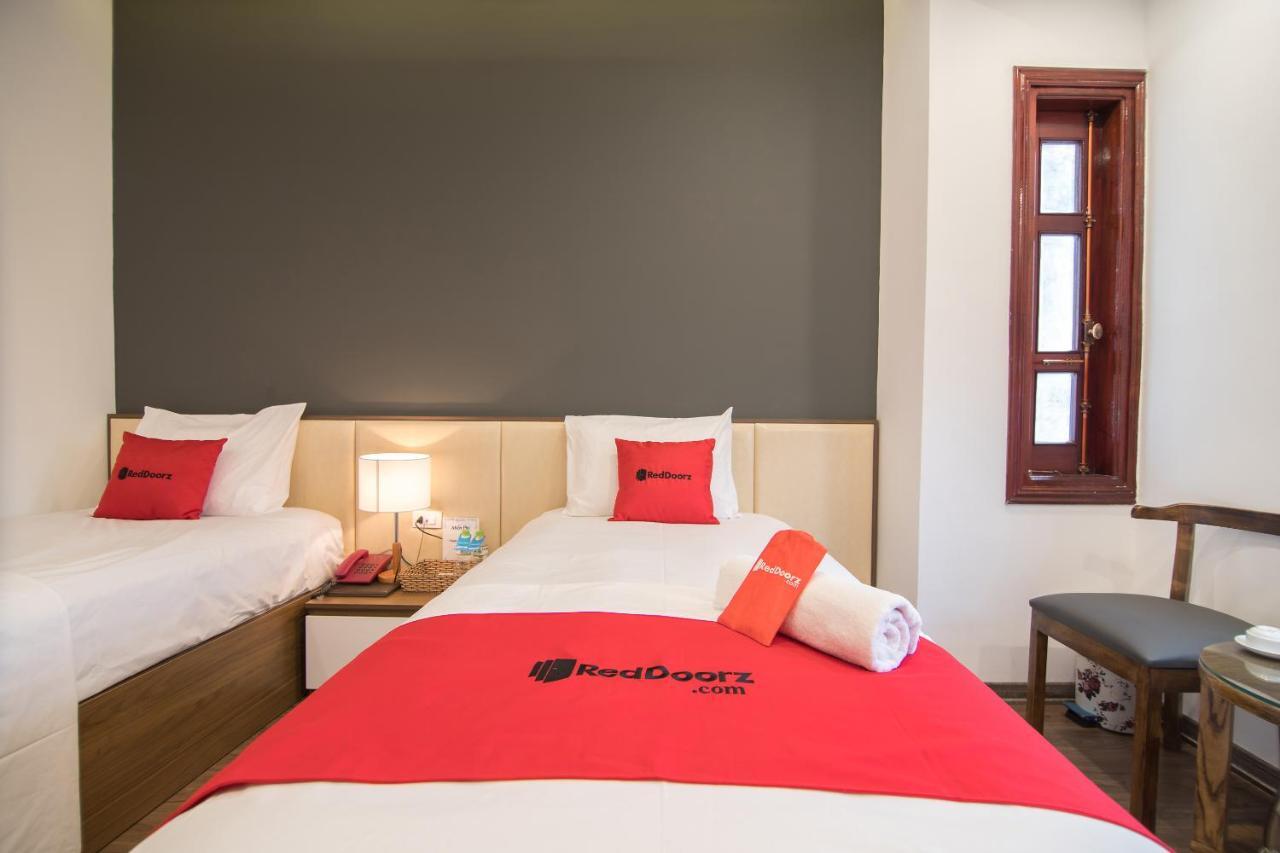 Queen'S Hotel Hanoi Buitenkant foto